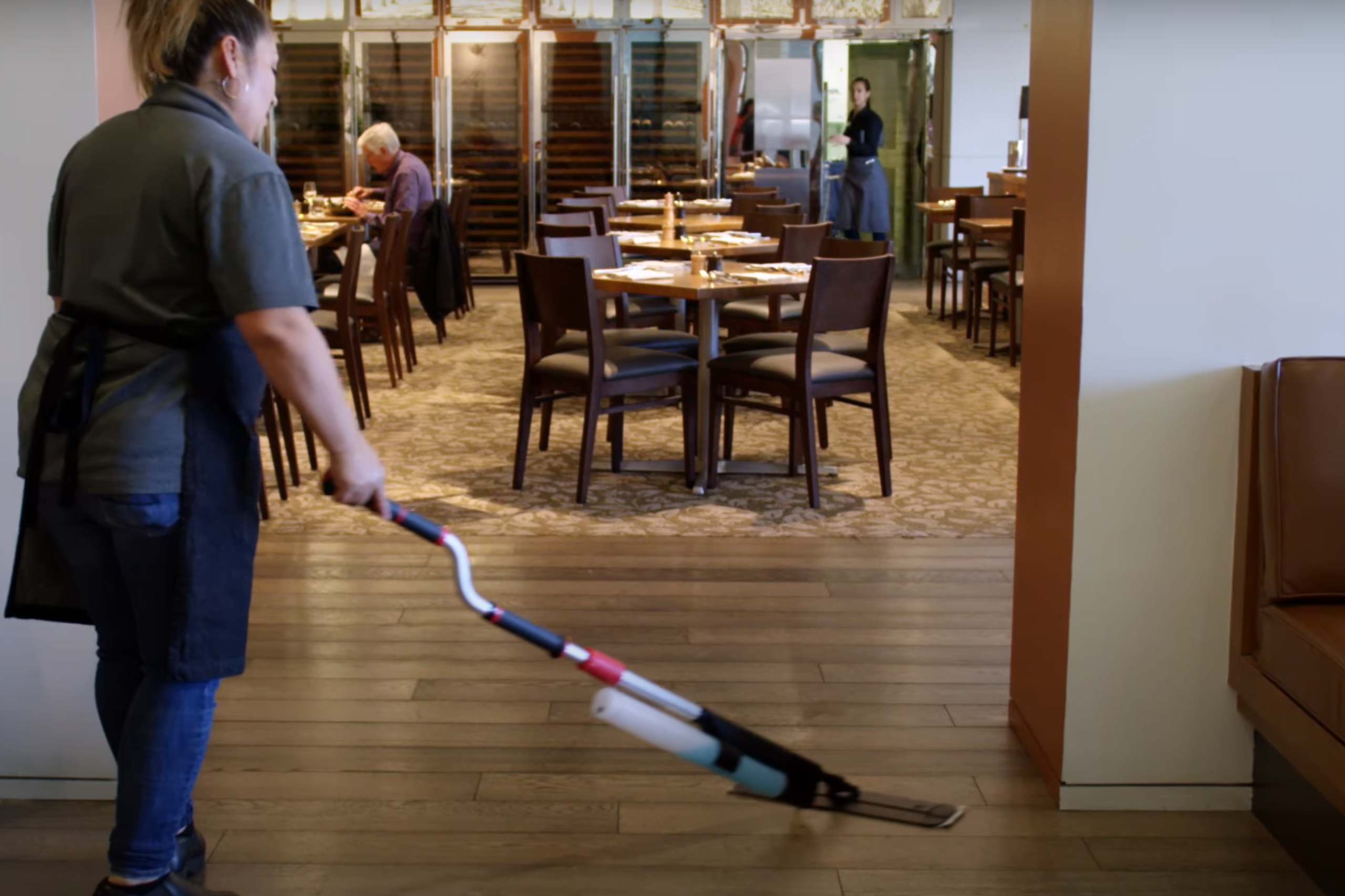RESTAURANT CLEANING​
